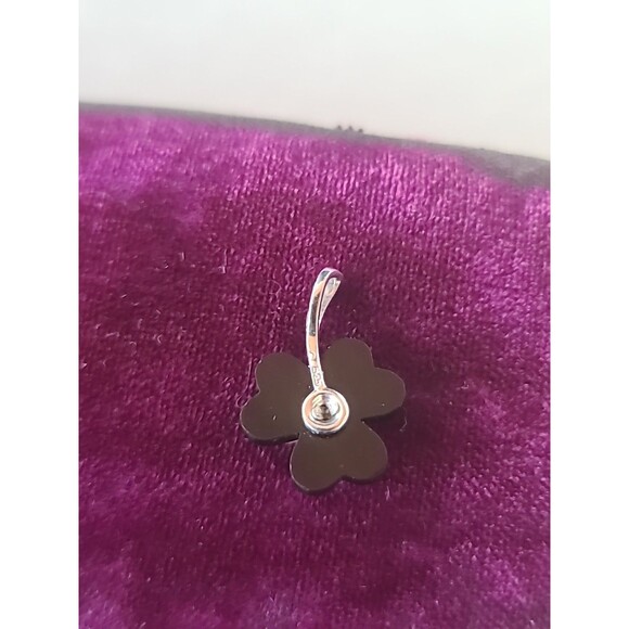 14K White Gold CZ Black Plastic Clover Pendant Vintage - Picture 8 of 10